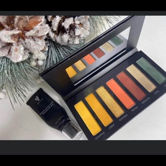 Younique makeup - Picture 4 of 8